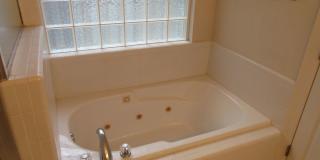 2516 Country Club Drive Gallery 19