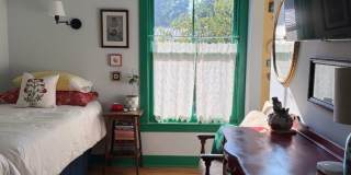 Beautiful home downtown Coeur D Alene Gallery 11