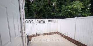 1215 Green Oaks Ln. Gallery 21