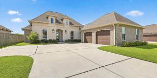 257 Royal Oak Dr Gallery 1