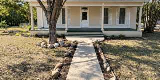 302 Burleson Gallery 1