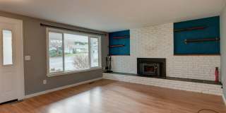 Beautifully Updated 3-Bedroom Home with Large Fenced Yard Beautifully Updated 3-Bedroom Home with Large Fenced Yard Gallery 7