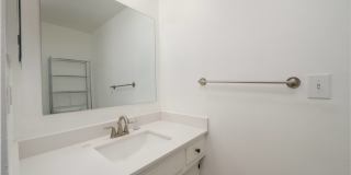 Blue Ridge Apartments Gallery 10