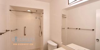 Spacious One Plus Bedroom Condominum off Broadway Terrace Gallery 22