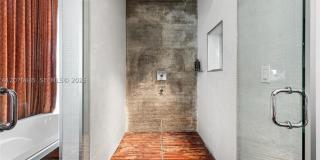 1606 S Bayshore Dr Gallery 51