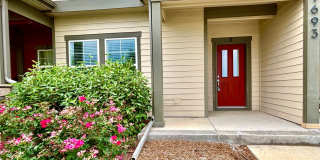 Beautiful 3 bed, 2.5 bath Townhome in West Windsor! Beautiful 3 bed, 2.5 bath Townhome in West Windsor! Gallery 1