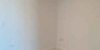 220 W Hill St Gallery 4