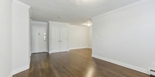 86 Hillyer Gallery 5