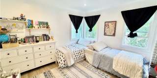 1001 8th Place Gallery 22