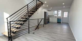 2511 N Leithgow St Gallery 1