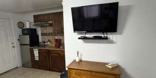 1 BR 1Ba Furnished Casita with all Utilities Included Gallery 7