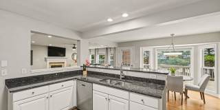 Freshly Renovated 4 Bedroom Home In Centerville OH Gallery 12