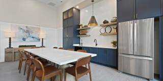 HōM at River Hills Gallery 9