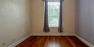 1704 TALL TREE Drive E Gallery 23