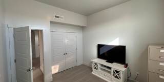 Charming 4 Bd, 2.5 bath in spacious home! Gallery 34