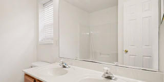 2 Bed/2Bath Townhouse for RENT! Gallery 17