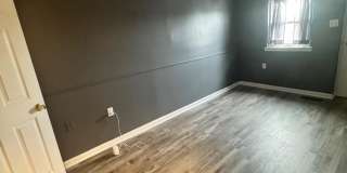 914 N FULTON AVE #C Gallery 19