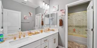 9339 Alondra Gallery 38