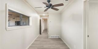 4248 W Park Row Boulevard Gallery 11