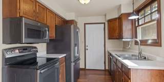 Beautiful 4 bed, 2 bath on Cul-de-sac  w/ large yard available in Central Loveland Gallery 11