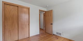 AVAILABLE NOW! FULLY RENOVATED 3-bedroom in BALDWIN! Gallery 24