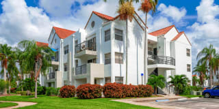 Sheridan Ocean Club Apartments Gallery 12