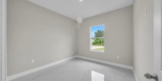 543 McArthur Boulevard Gallery 8