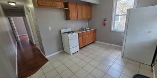 2 Bed 1 Bath Apartment In Loch Sheldrake Gallery 1
