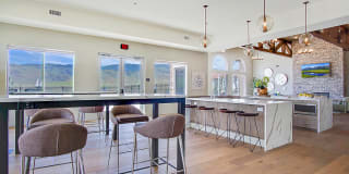 VIDA LUXURY LIVING Gallery 3