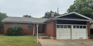 4644 MISTLETOE DRIVE Gallery 1