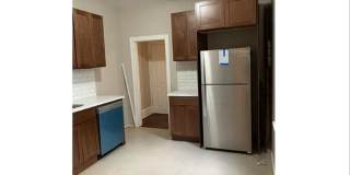 Spacious 3BR Townhouse with Modern Kitchen Hardwood Floors Available Now! Spacious 3BR Townhouse with Modern Kitchen Hardwood Floors Available Now! Gallery 10