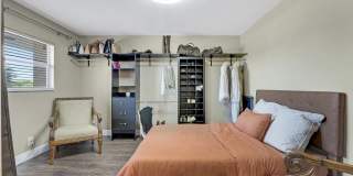 3755 Via Poinciana Gallery 10