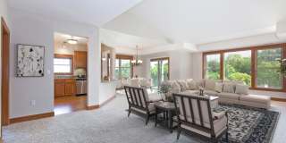 Laurel West End Gallery 20