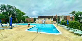 Sail into this 2BR 1BA at the Mayflower Condominiums in Alexandria includes utilities Gallery 27