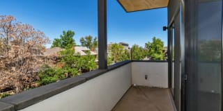 Summit at Wash Park Apartments Gallery 23