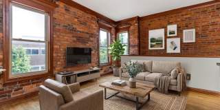 10 1/2 Clark Place Gallery 1