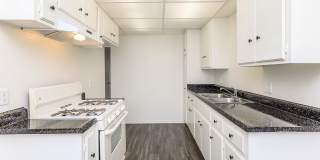 San Carlos & San Juan Apartment Homes Gallery 31