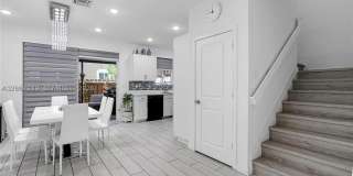 1042 SE 23rd Ter 1042 SE 23rd Ter Gallery 1