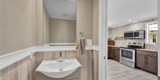 255 2nd Ave N Gallery 23