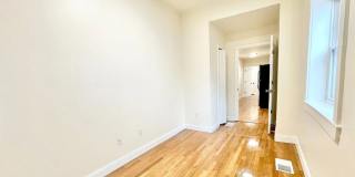 Nicely renovated, pet friendly 3 bed in South Boston. Gallery 11
