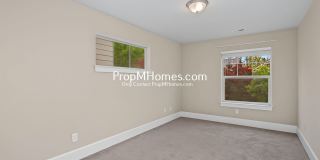 Beautiful Three Bedroom Home in Bethany - Available Now! Gallery 18