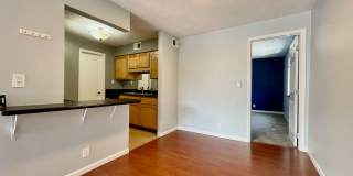 Charming Condo for Rent Gallery 8