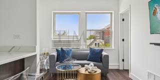 Contemporary Andersonville 1 Bed! Gallery 1