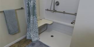 Senior Housing - Maple Brook at Golden Pond Gallery 9