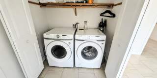 Annual furnished Updated 4-Bedroom Pool Home with Spacious Living Areas Gallery 38