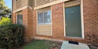 Downstairs unit off Mahan close to TMH!!! Gallery 1