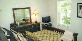 Great location less than a mile from King St. Metro! Great location less than a mile from King St. Metro! Gallery 8