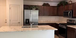 Modern 3-Bedroom Home Built in 2023 – Prime Tucson Location Gallery 10