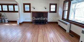 South Minneapolis Renovated Single Family Home, New Bathrooms, Hardwood Floors, W/D Gallery 6