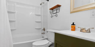 Charming 1BR ADU Near Uptown Charlotte Gallery 10